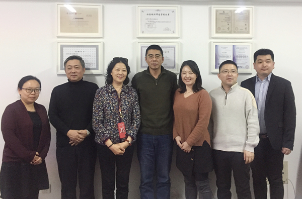 合影1_600400.jpg
